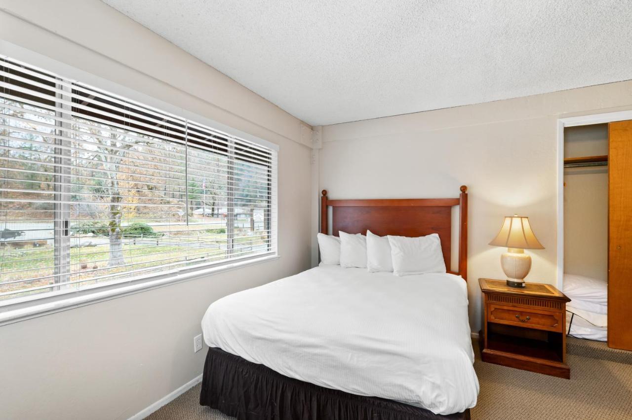 Indian Creek Lodge Douglas City Екстер'єр фото